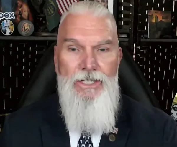 Former Border Patrol Chief Calls Salazar Ad 'Terrible' and 'Pandering'