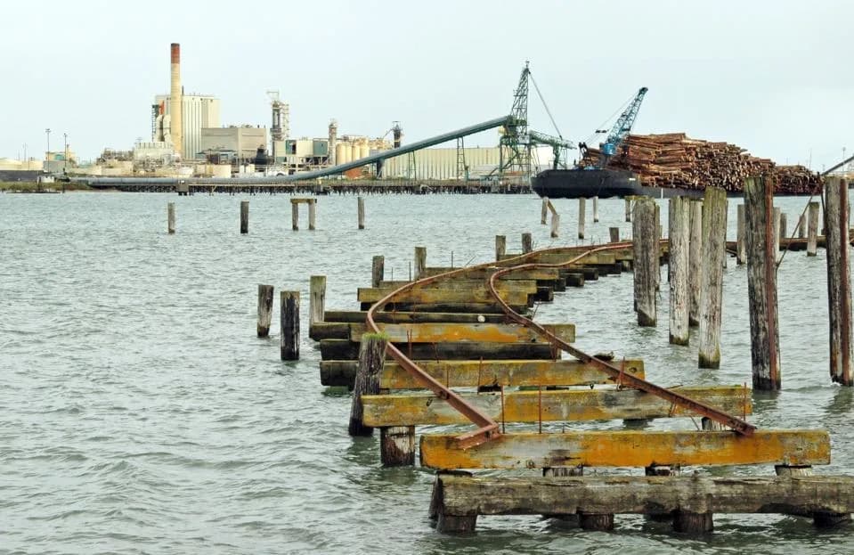 Bring Rail Back To The Docks: How Waterfront Rail Unlocks A Navy And Shipbuilding Revival