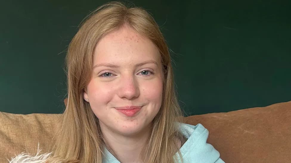 ‘Miracle’ Wrist Device Dramatically Eases 13‑Year‑Old’s Severe Tourette Tics