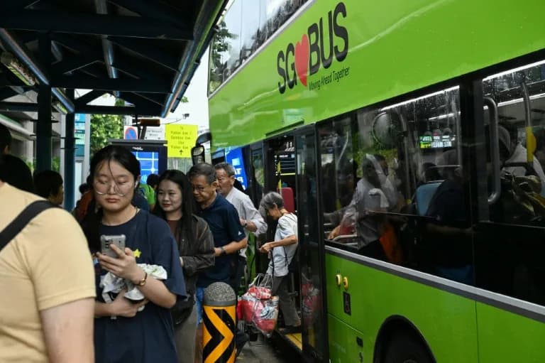 Singapore Imposes Fines Up To Sg$500 For Putting Feet On Bus Seats; Harsher Penalties For 'Soiling'