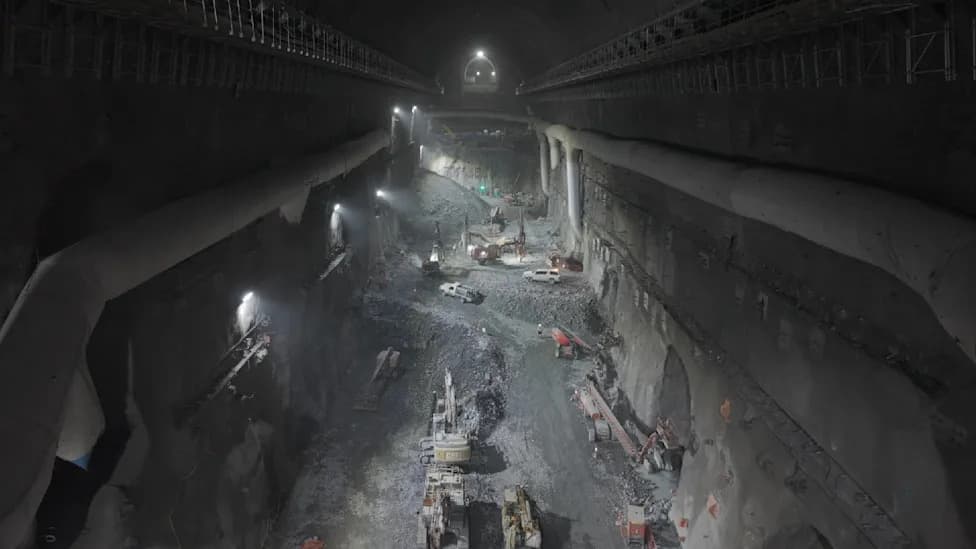 Snowy 2.0 Fit‑Out Begins: Permanent Concrete Pours Nearly 1 km Underground as Turbines Arrive