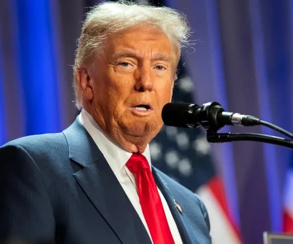 Trump Urges Zelenskyy To Halt Strikes On Russian Refineries, Citing Soaring Diesel Prices