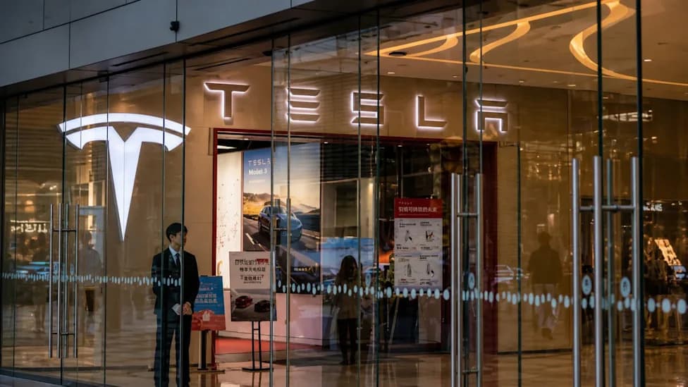 Tesla Faces Bench Trial Over Alleged Anti‑Black Harassment at Fremont Plant