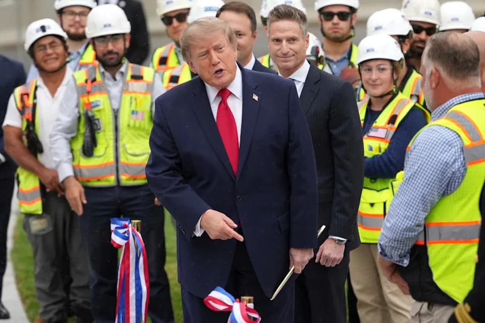 Trump’s Media Ban Backfires — Helipad Ribbon-Cutting Falls Mostly Silent