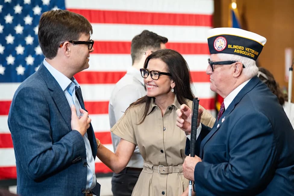 Meta Donates Ray‑Ban Meta AI Glasses to 130,000 Blind and Low‑Vision U.S. Veterans — Free Training Included