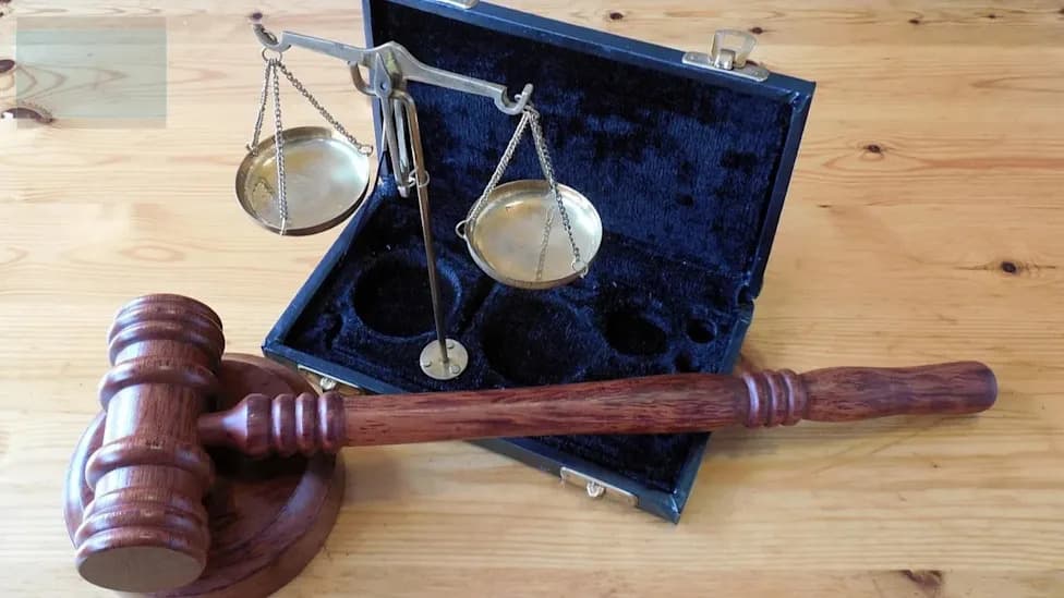 Waiter Tackles Ex-Lawyer After Gun Safety Thwarts Attempted Shooting In Toledo Restaurant