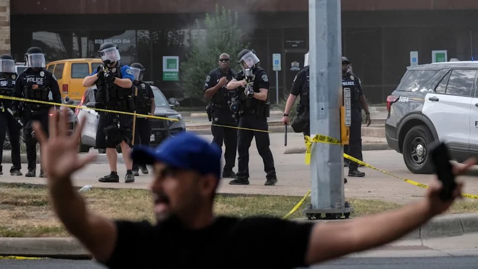 Questions Multiply After ICE Agent Shoots Delivery Driver in Austin — Bodycam Wasn’t Worn