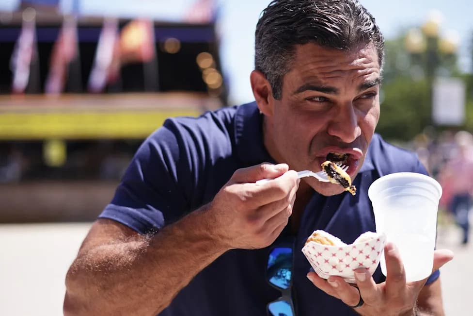 Eating More Ultraprocessed Foods Tied to Higher Risks of Disease and Death, Large Analysis Finds