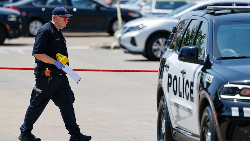 Dallas School Police Officer Shot in Leg After Suspect Allegedly Seizes His Gun; Federal Indictment Filed