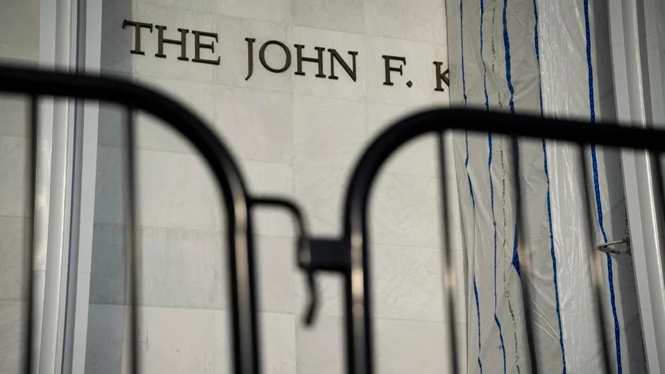 Sen. Merkley Plans Bill to Block Demolition of Kennedy Center and Other Congressional Presidential Memorials