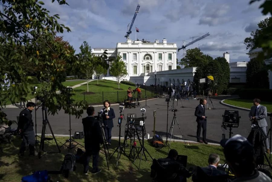 White House TV Pool Resumes After Judge Orders CNN, MS Now and Politico Reinstated