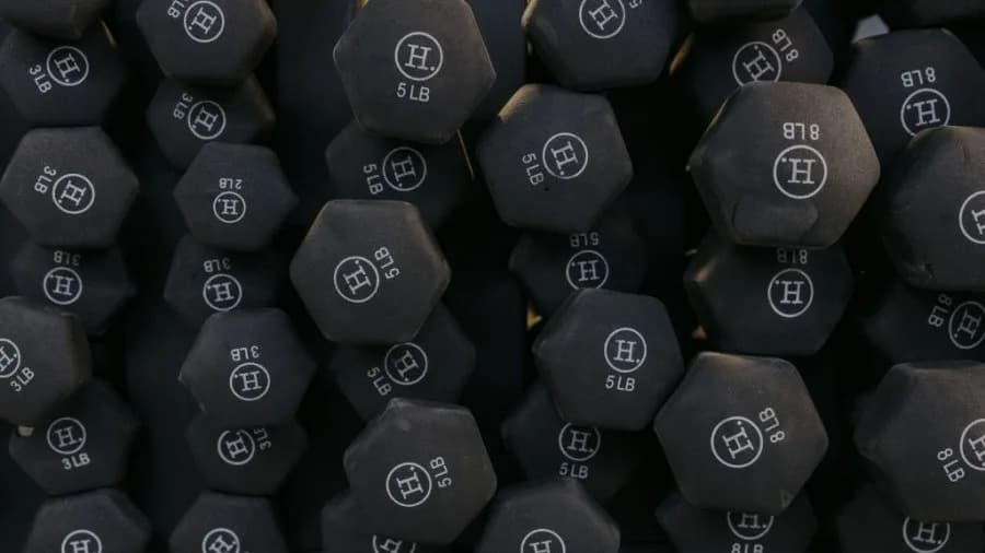 Strength Training Shrinks Fat Cells Within Days — Mouse Study Shows Tissue Health Improves Before Weight Loss