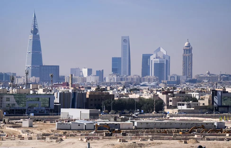 Saudi Air Defences Shoot Down Houthi Drones Targeting Riyadh — Ballistic Missile Also Intercepted