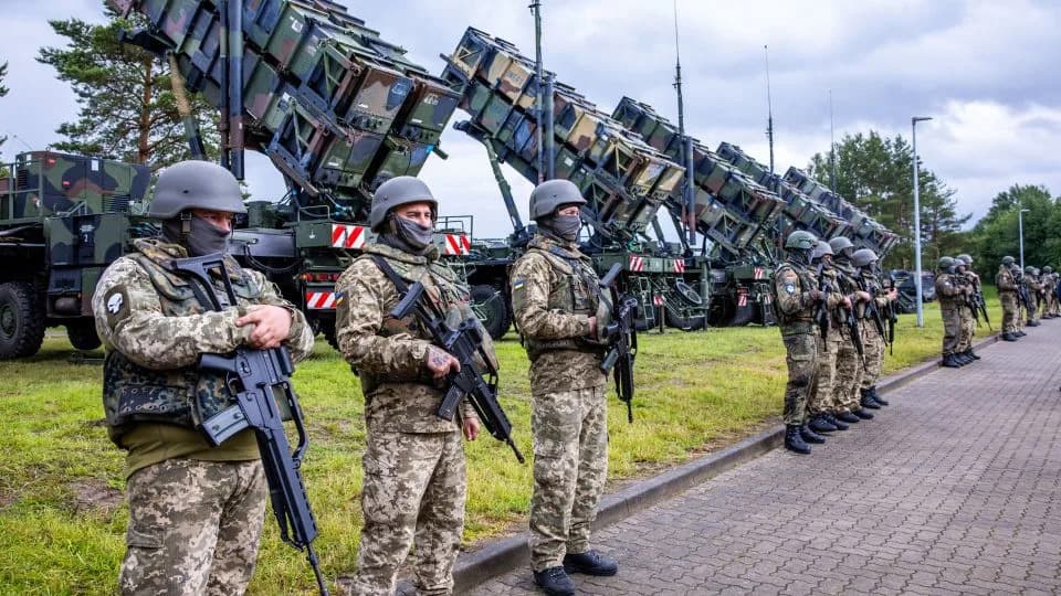 Trump Stops Short Of Granting Ukraine License To Build Patriot Missiles, Urges Settlement With Putin