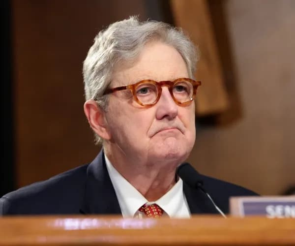 Sen. Kennedy Urges Trump To Deliver Nationwide Address On Iran — Explain Why, Goals And Exit Plan
