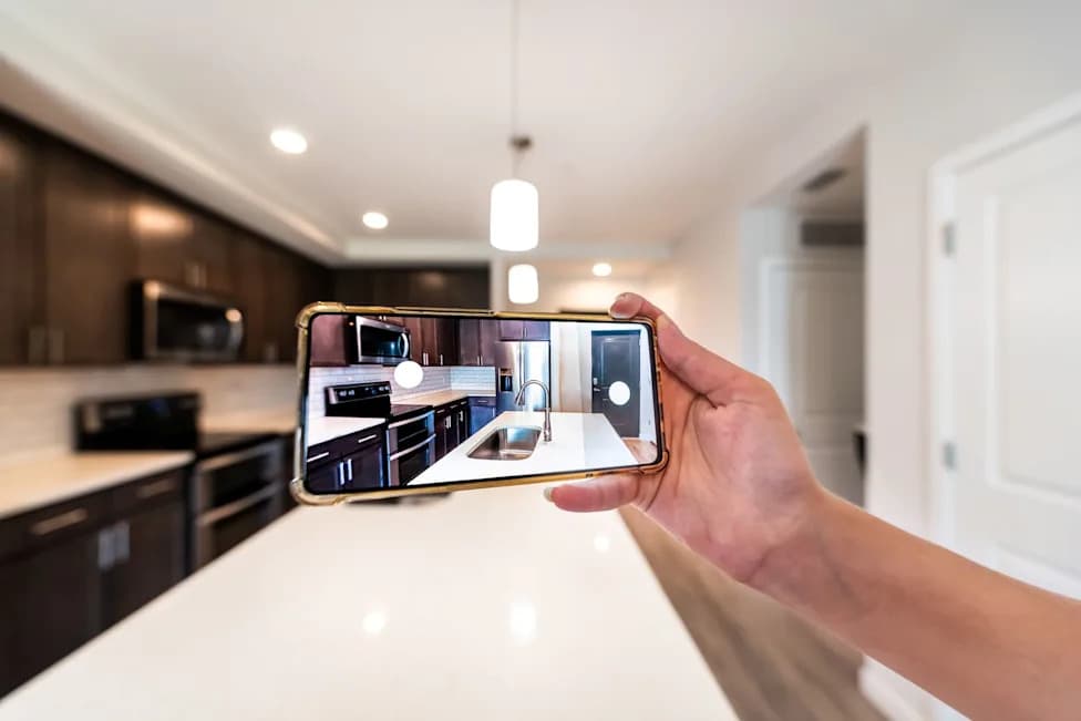 Apology After AI-Altered Apartment Photos: DNG Orders Corrections Amid Backlash