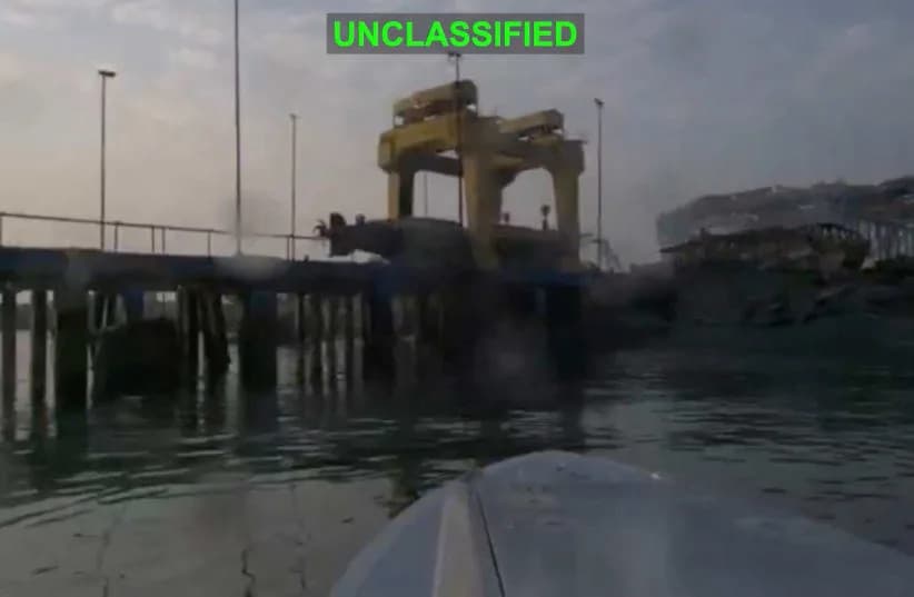 IRGC Says It Seized Second U.S. AUV In Strait Of Hormuz, Calls Waterway A 'Hunting Ground'