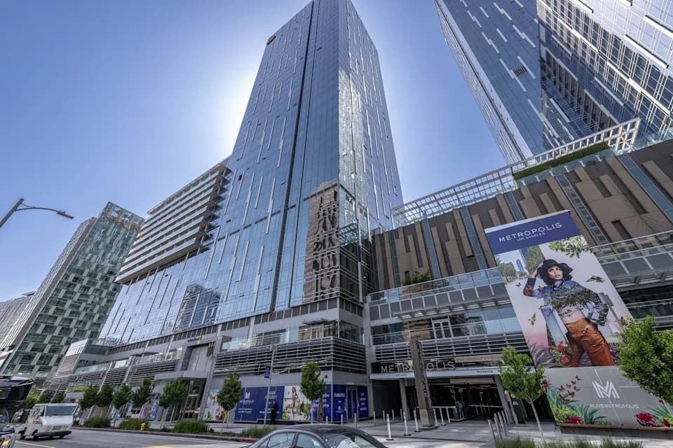 Inside Metropolis’ ‘Ghost Condo’ Crisis: How Greenland USA’s Unpaid Dues Halted Sales and Strained Residents