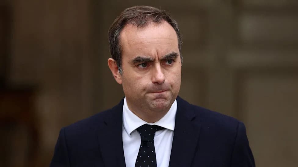 French PM Calls Escalation 'Irresponsible' As Student Protests Spread After 164 Arrests
