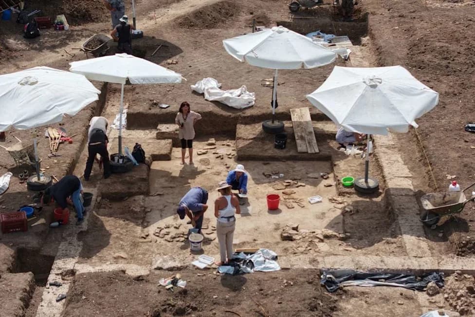 Archaeologists Uncover Mieza Teaching Complex Where Aristotle Is Said To Have Tutored Young Alexander