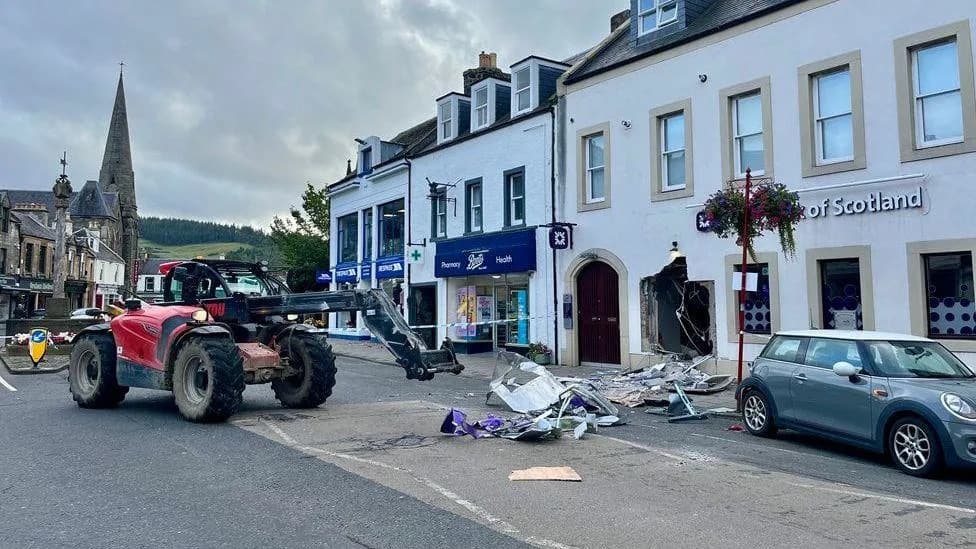 Two ATMs Ripped From Peebles RBS Branch In Early-Morning Ram-Raid And Loaded Onto Horsebox