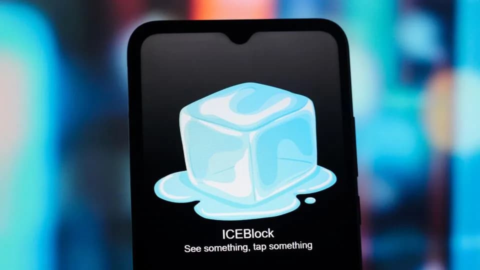 Why Apple Removed ICE-Tracking Apps: Safety Concerns, Political Pushback, and a First Amendment Dispute