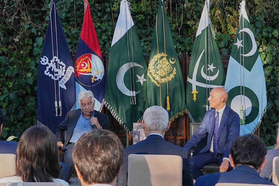 Pakistan Says It Will Defend Saudi Arabia 'By Whatever Means' Under New Mecca Pact