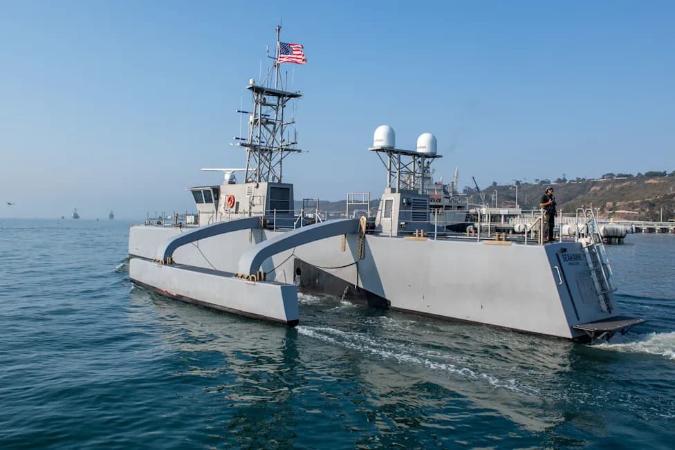 US Navy Awards Contracts for 30 Medium Unmanned Surface Vessels — About $40M Each