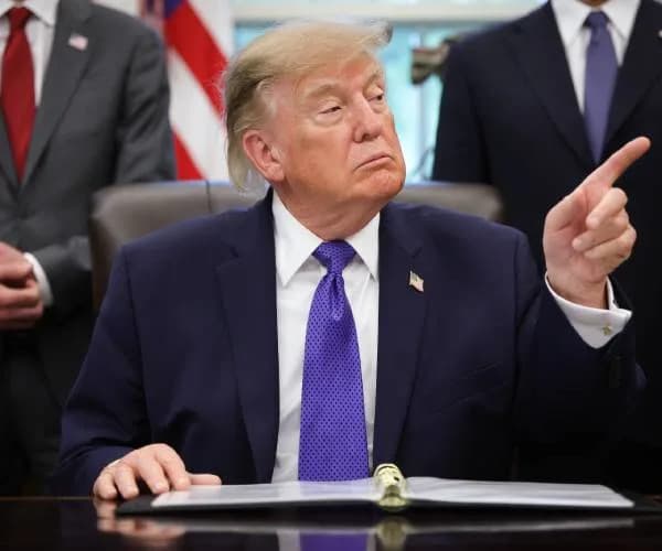 Trump Rejects Secret Service Plan To Rebuild Oval Office, Calls It A "Special Place"