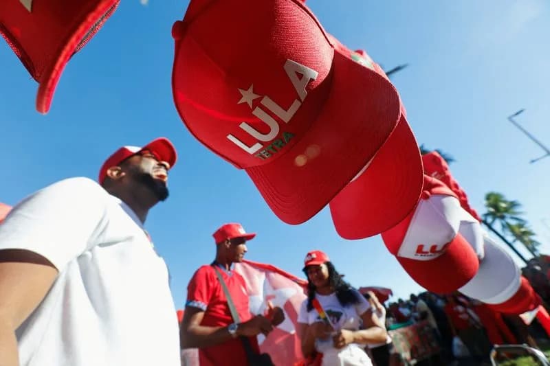 Final Brazil TV Debate Called Off After Lula and Flavio Bolsonaro Withdraw