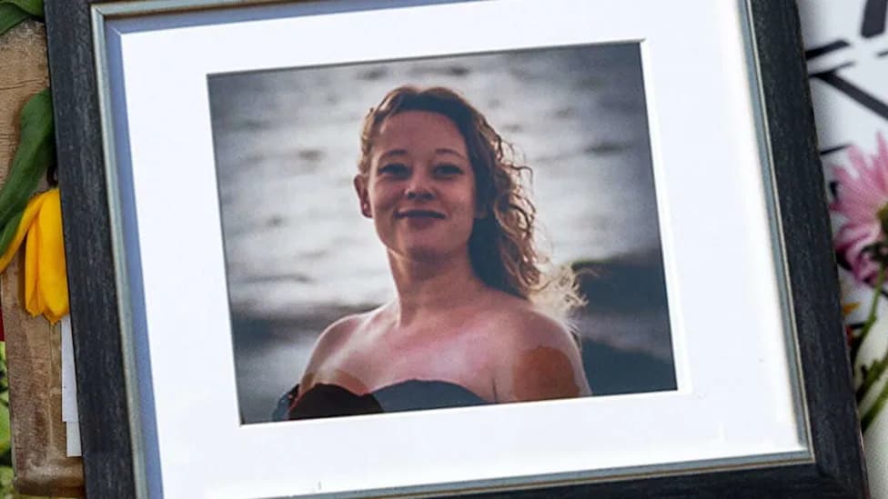 Two Federal Lawsuits Challenge ICE Agent Jonathan Ross’s Self‑Defense Claim in Shooting of Renée Good