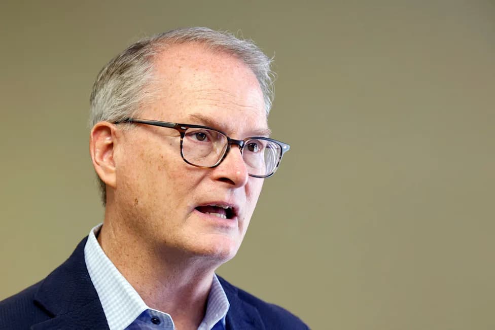 Two Former Republican Kansas Governors Endorse Democrat Adam Hamilton in Tight Senate Race