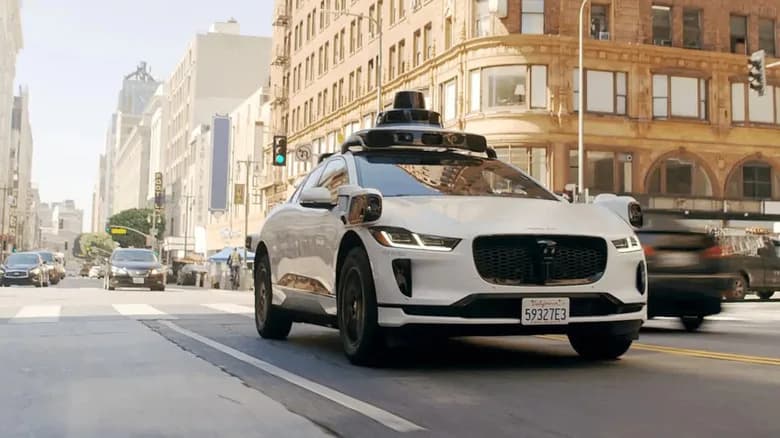 California Passes Law Letting Cities Fine Robotaxi Firms That Block First Responders